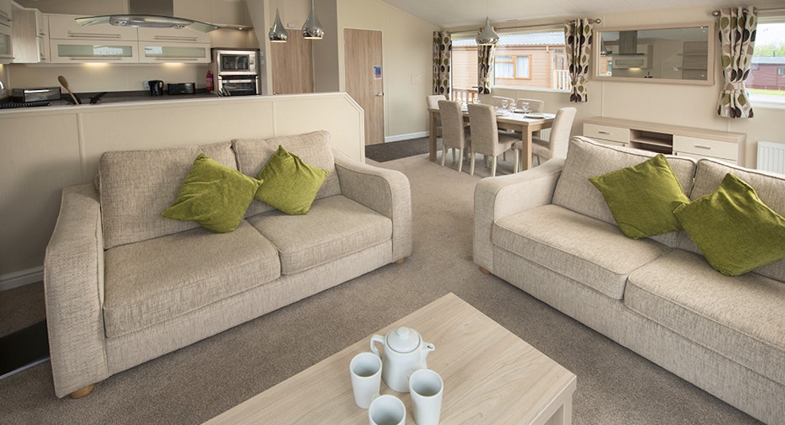 Sandy Meadows Lodge Park | Lounge