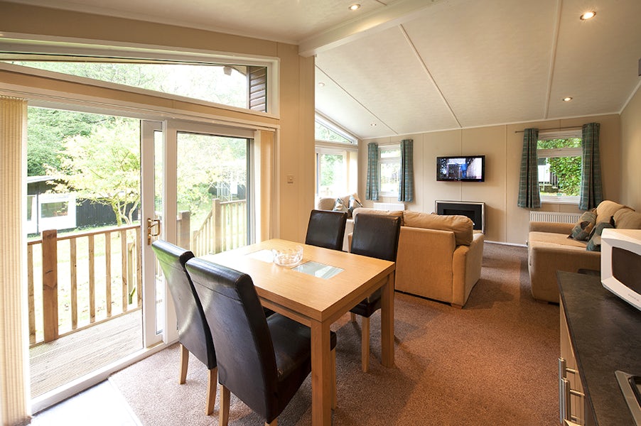 Dining Area | 3 Bed Gold Lodge