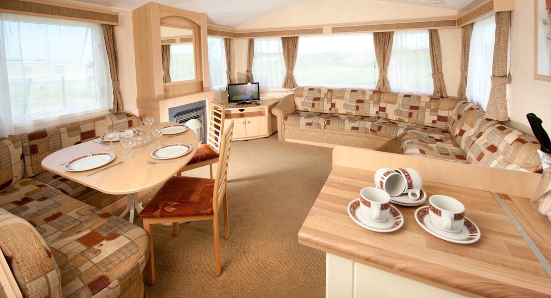 Bronze Caravan Lounge