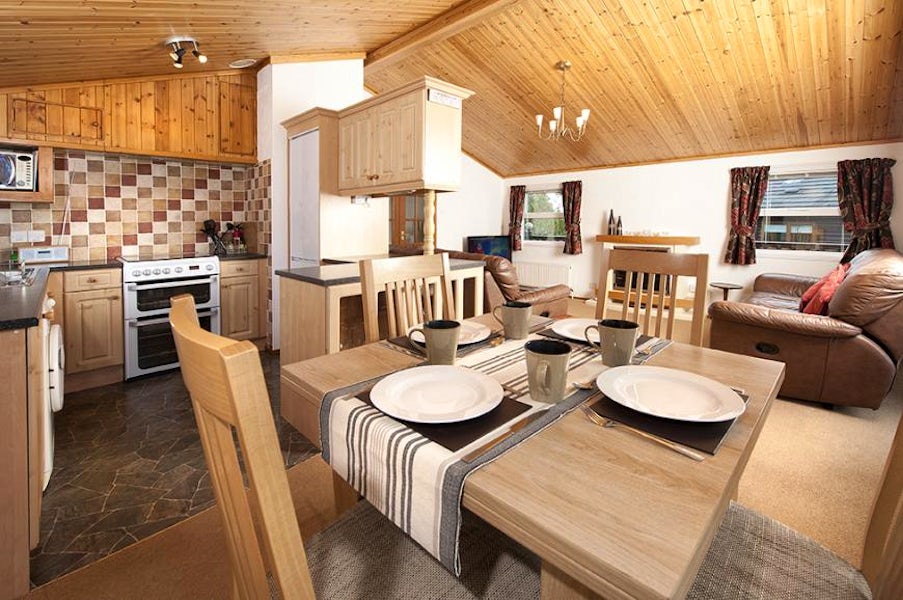 Dining Table | 3 Bed Silver Lodge