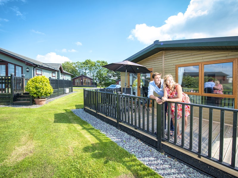 luxury lodge exterior | Cornwall holiday park