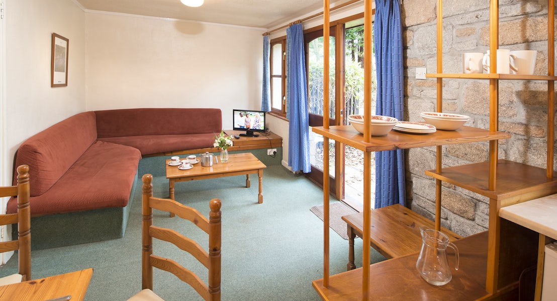 Bronze bungalow lounge | St Ives holiday village
