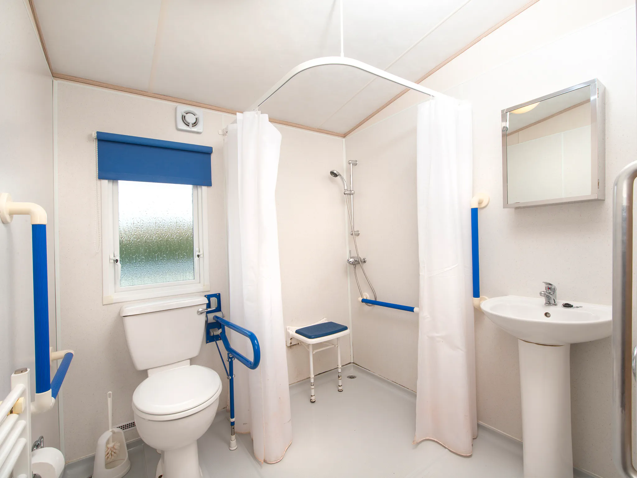 Wheelchair friendly wet room