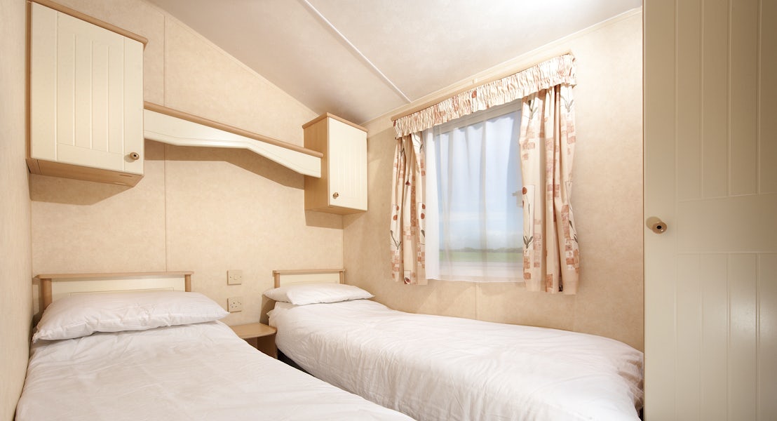 Bronze Twin Bedroom ¦ Cornwall Holiday Park