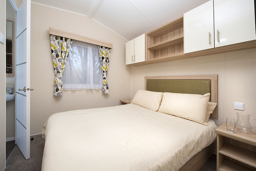 Master bedroom | Platinum lodge| St Ives