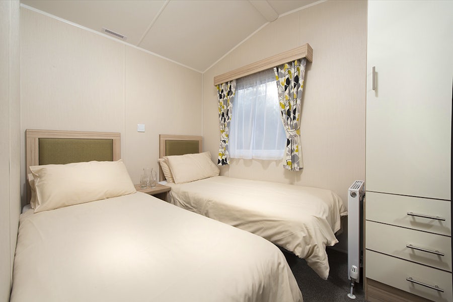 Twin bedroom | Platinum lodge| St Ives