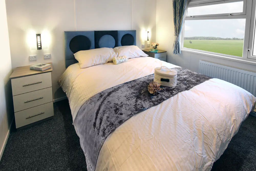 Master bedroom ¦ Killigarth Manor Holiday Park Cornwall