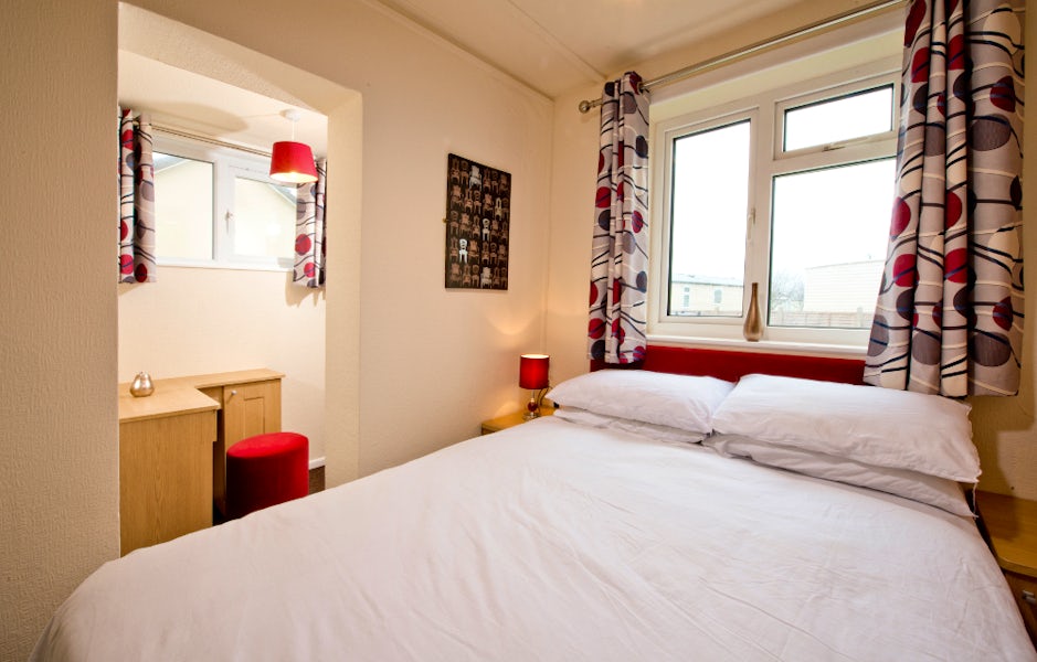Bedroom ¦ Silver Chalet ¦ John Fowler Holiday Parks