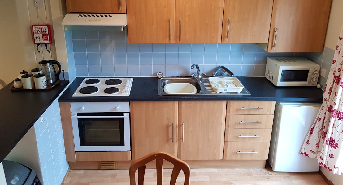 Kitchen ¦ 2 bed silver house