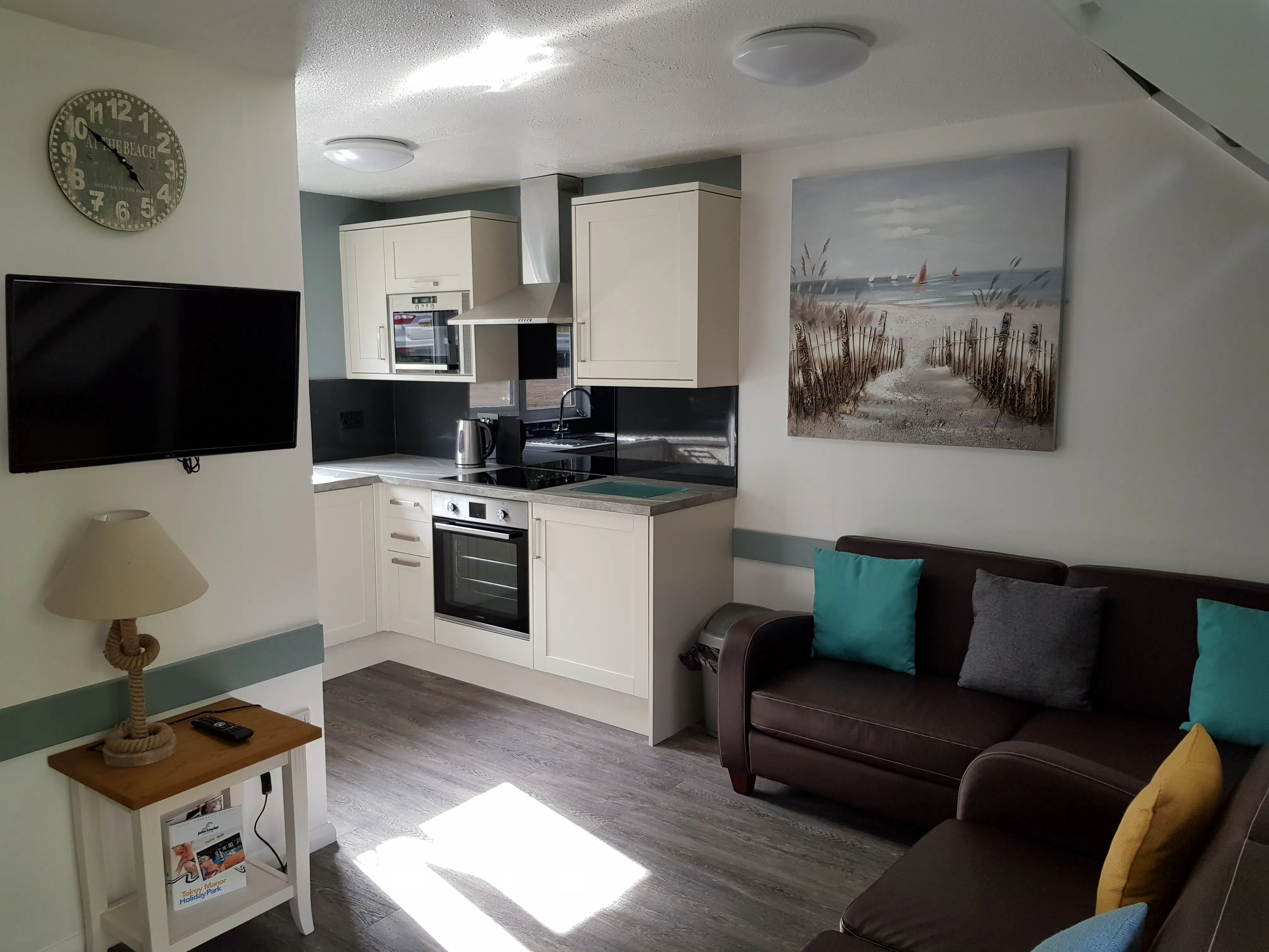 Compact House ¦ Cornwall Holidays