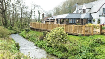 Sawmills Pub & Restaurant