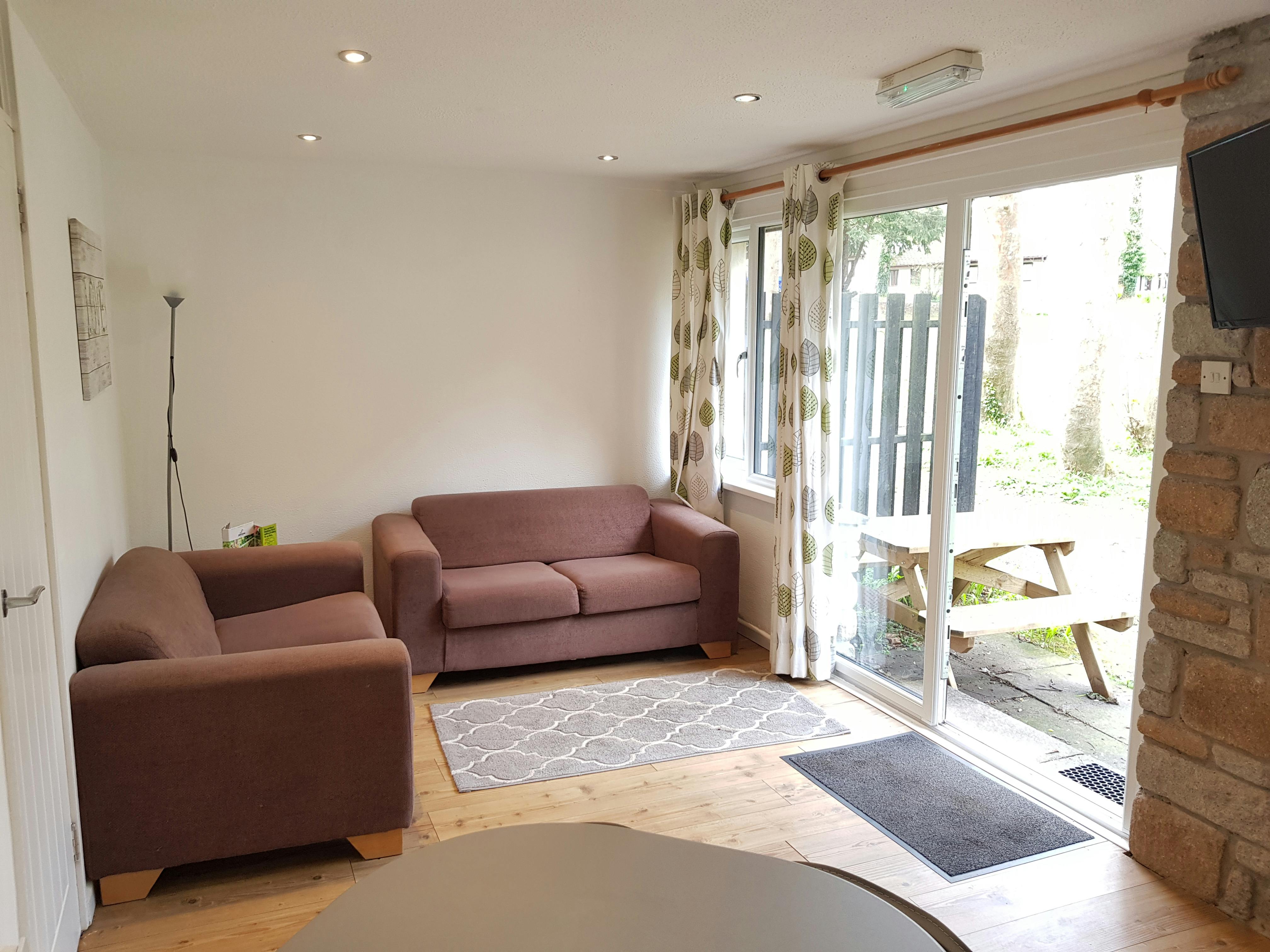 2 Bedroom Silver Bungalow ¦ St Ives Holiday Village