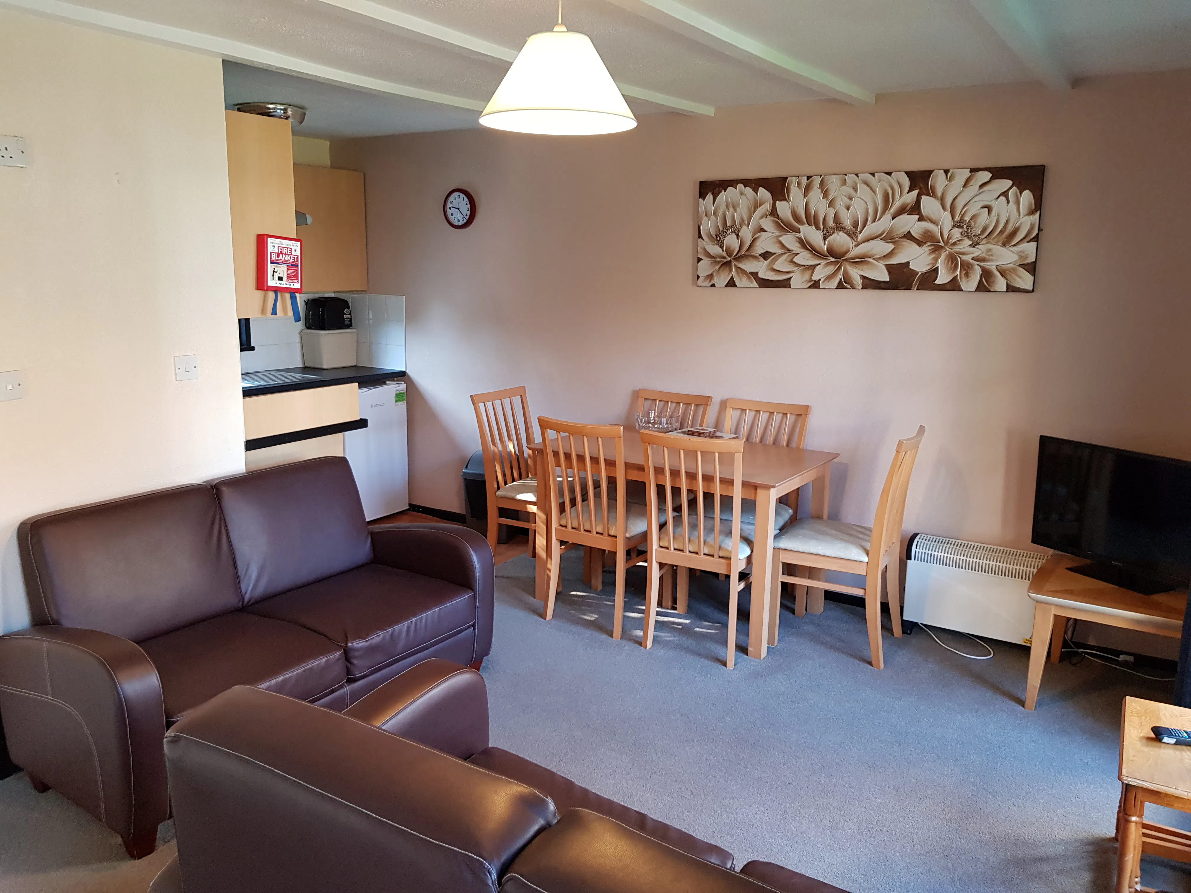 Silver Bungalow ¦ Cornwall holiday parks