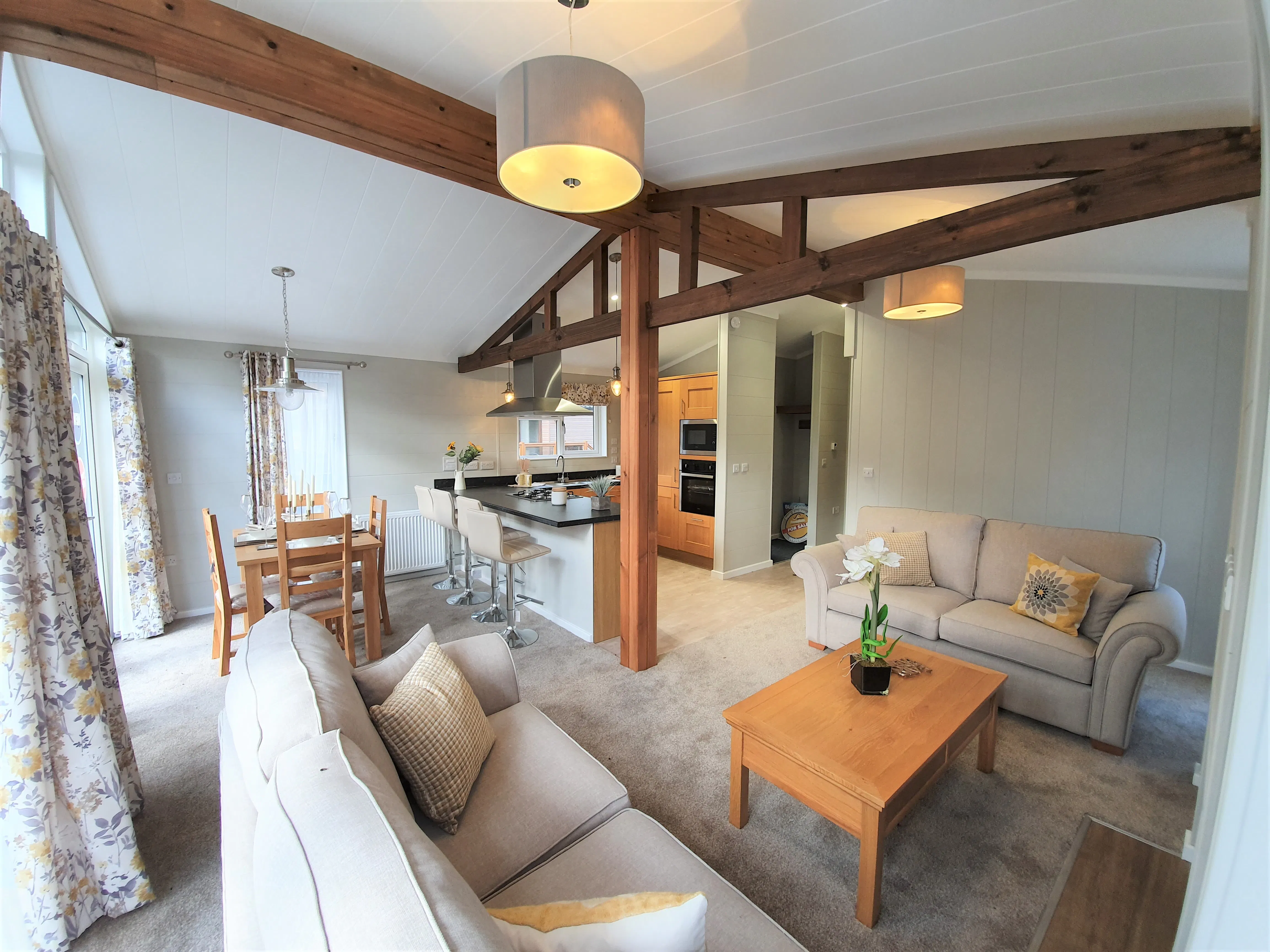 Barn lounge ¦ Diamond lodge