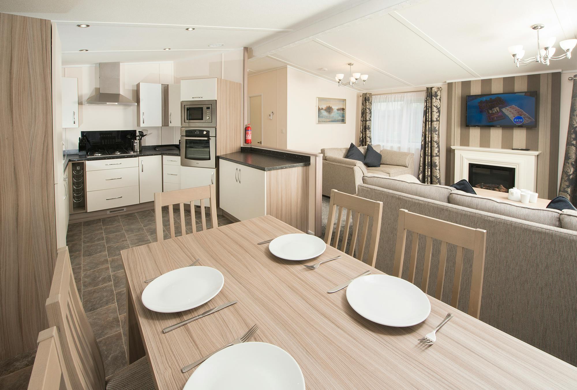 Platinum Hot Tub Lodge