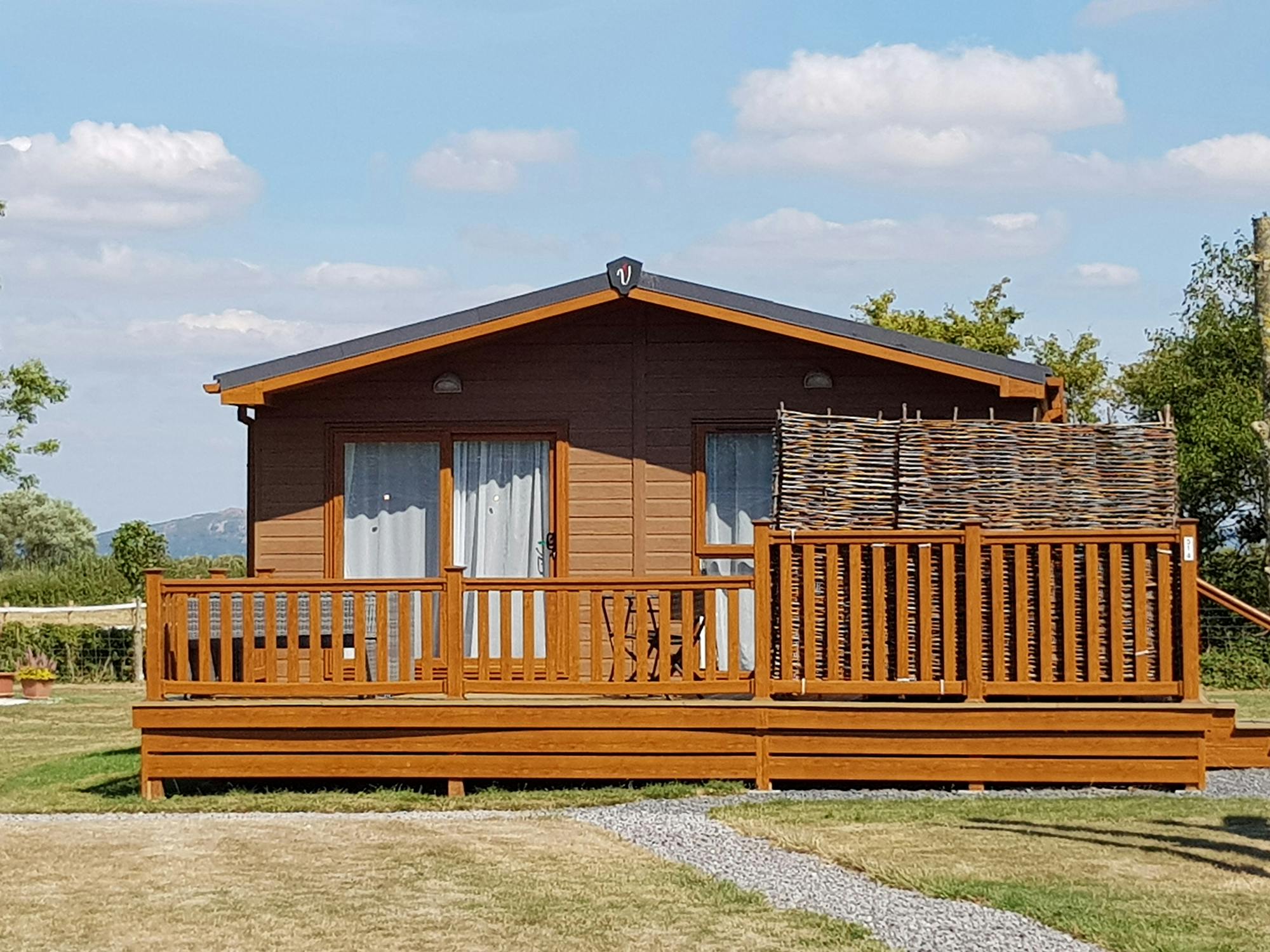 Pet Friendly Hot Tub Lodge