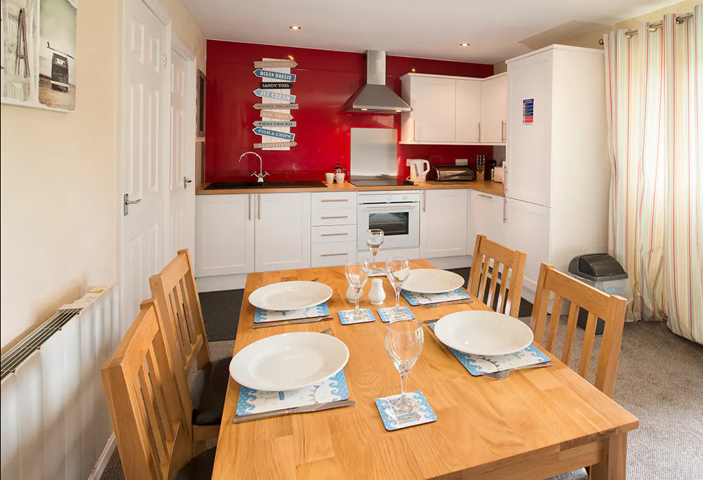 Kitchen ¦ 3 Bedroom Silver Chalet