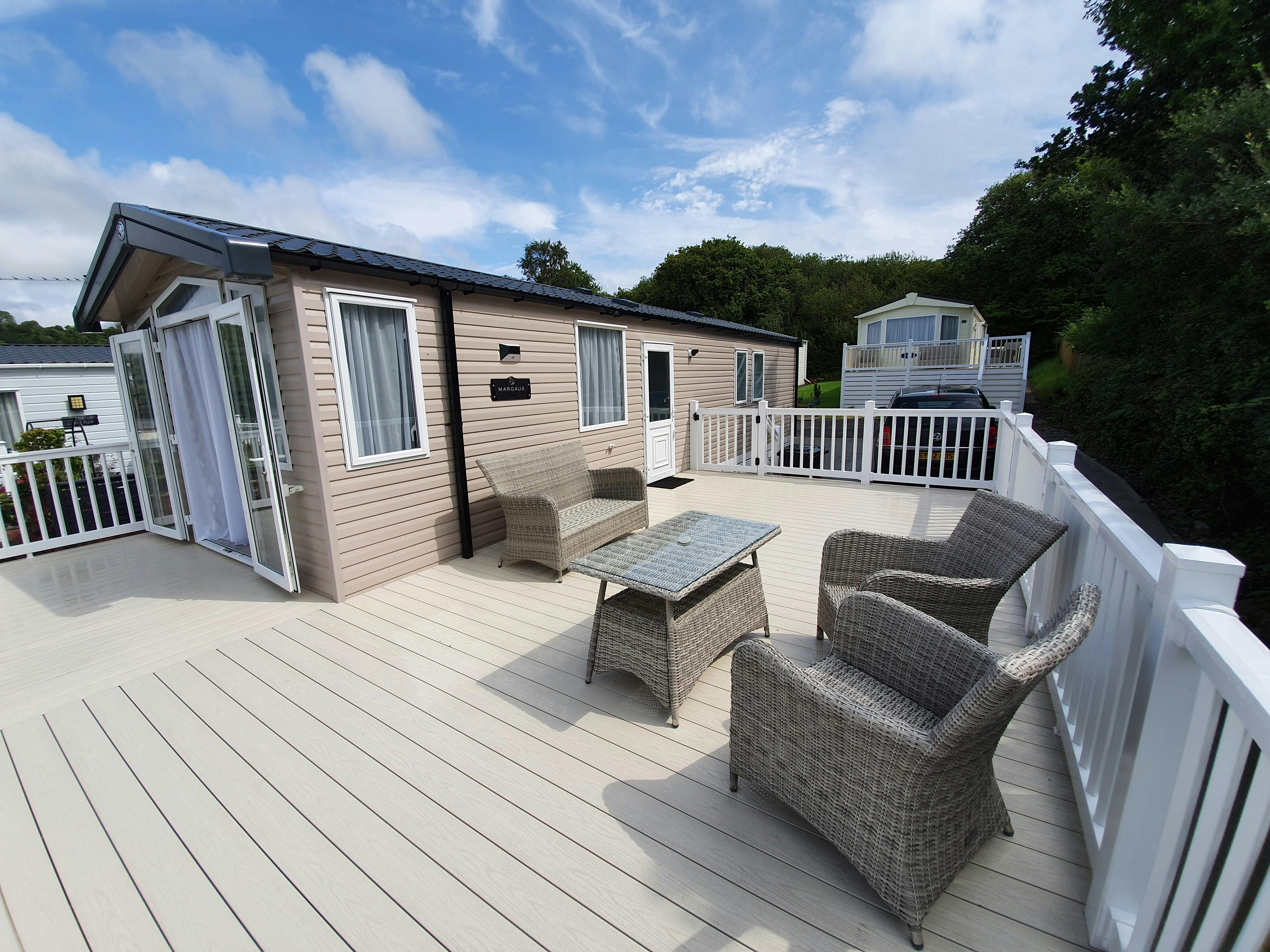 Llanrhidian Holiday Park Wales 3 Bedroom Gold Caravan