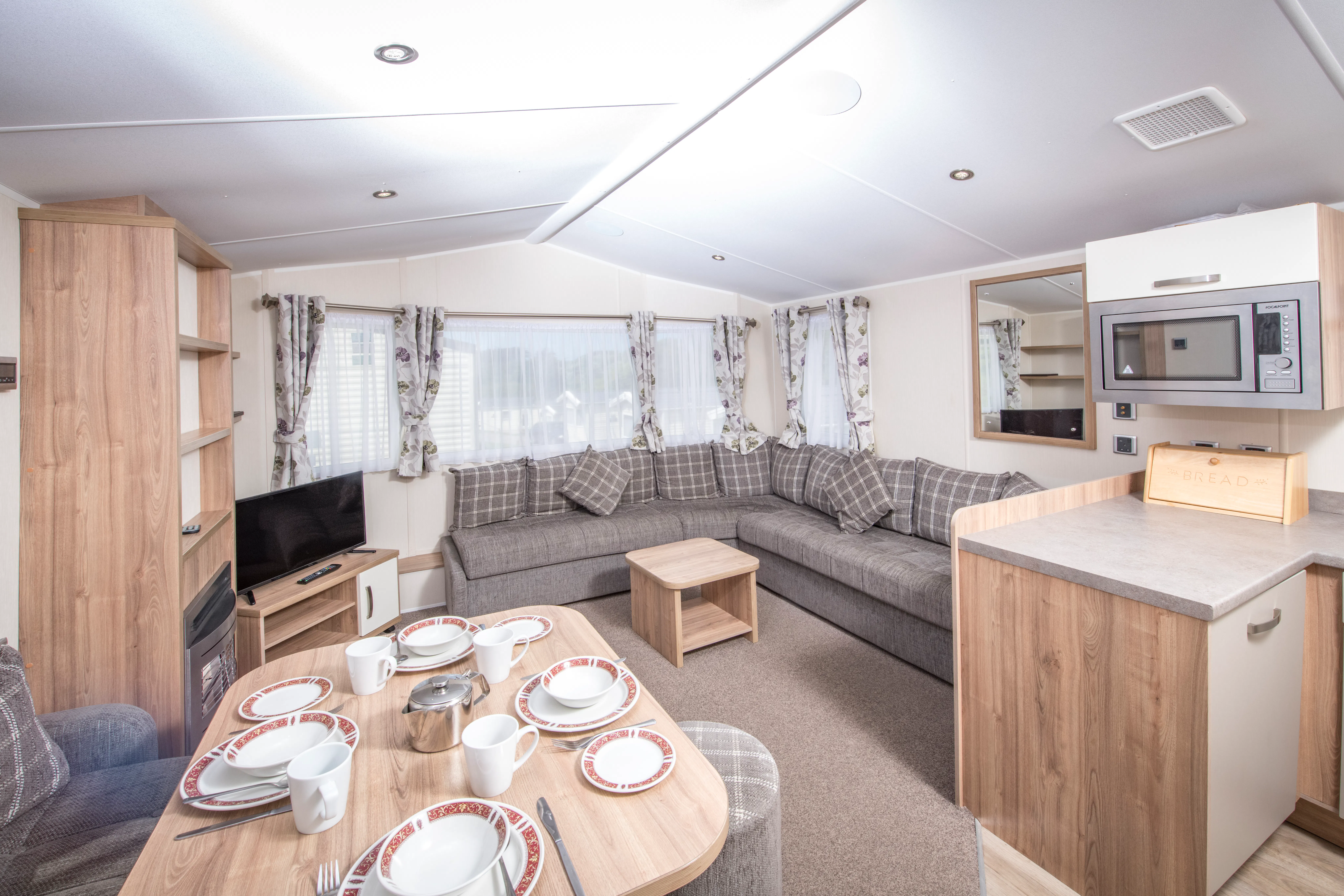Living Area | 3 Bed Silver Caravan