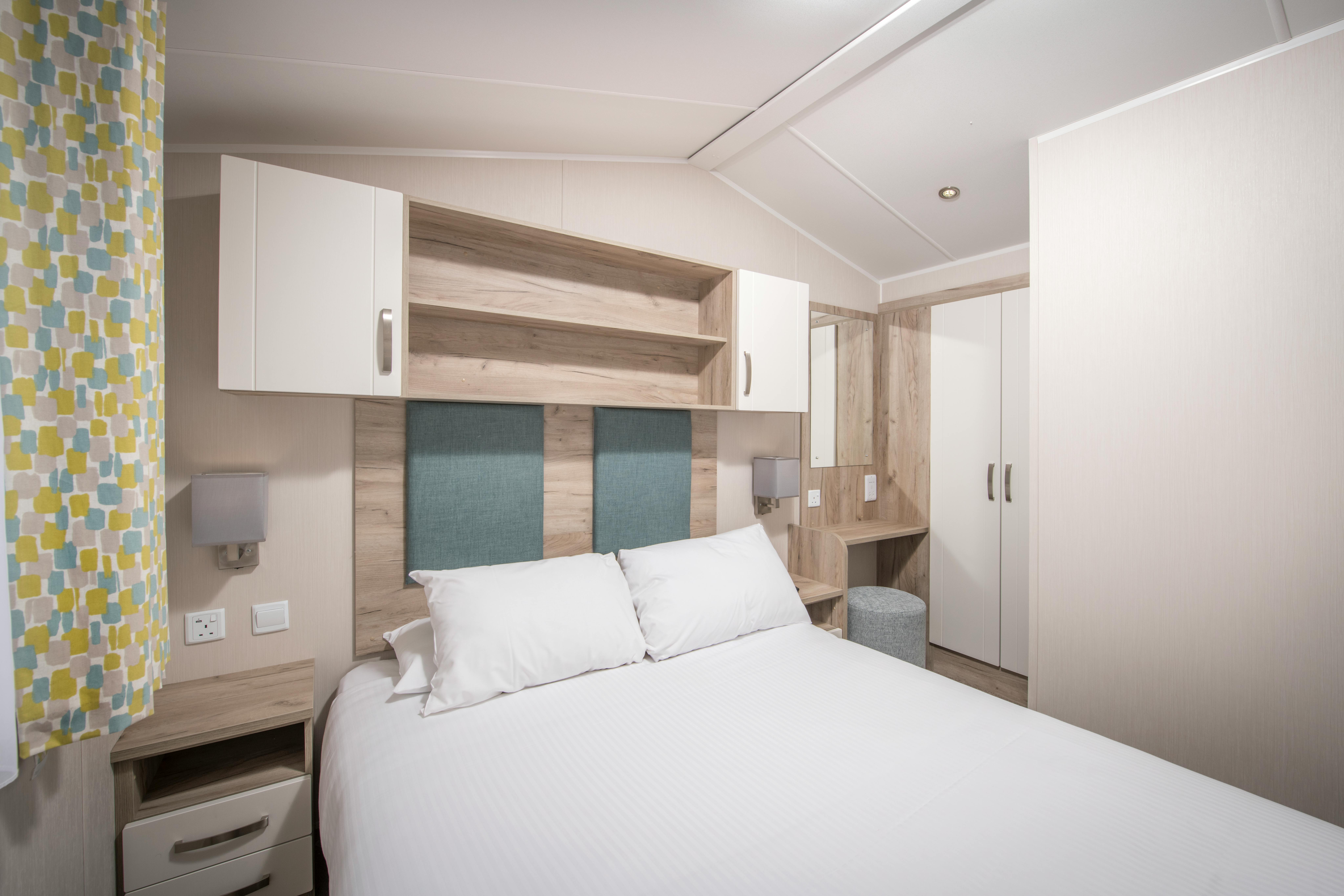 Bedroom ¦ 2 bedroom platinum caravan