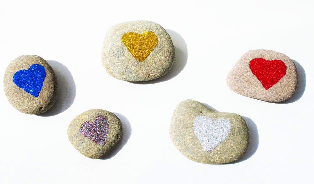 Valentine glitter rocks