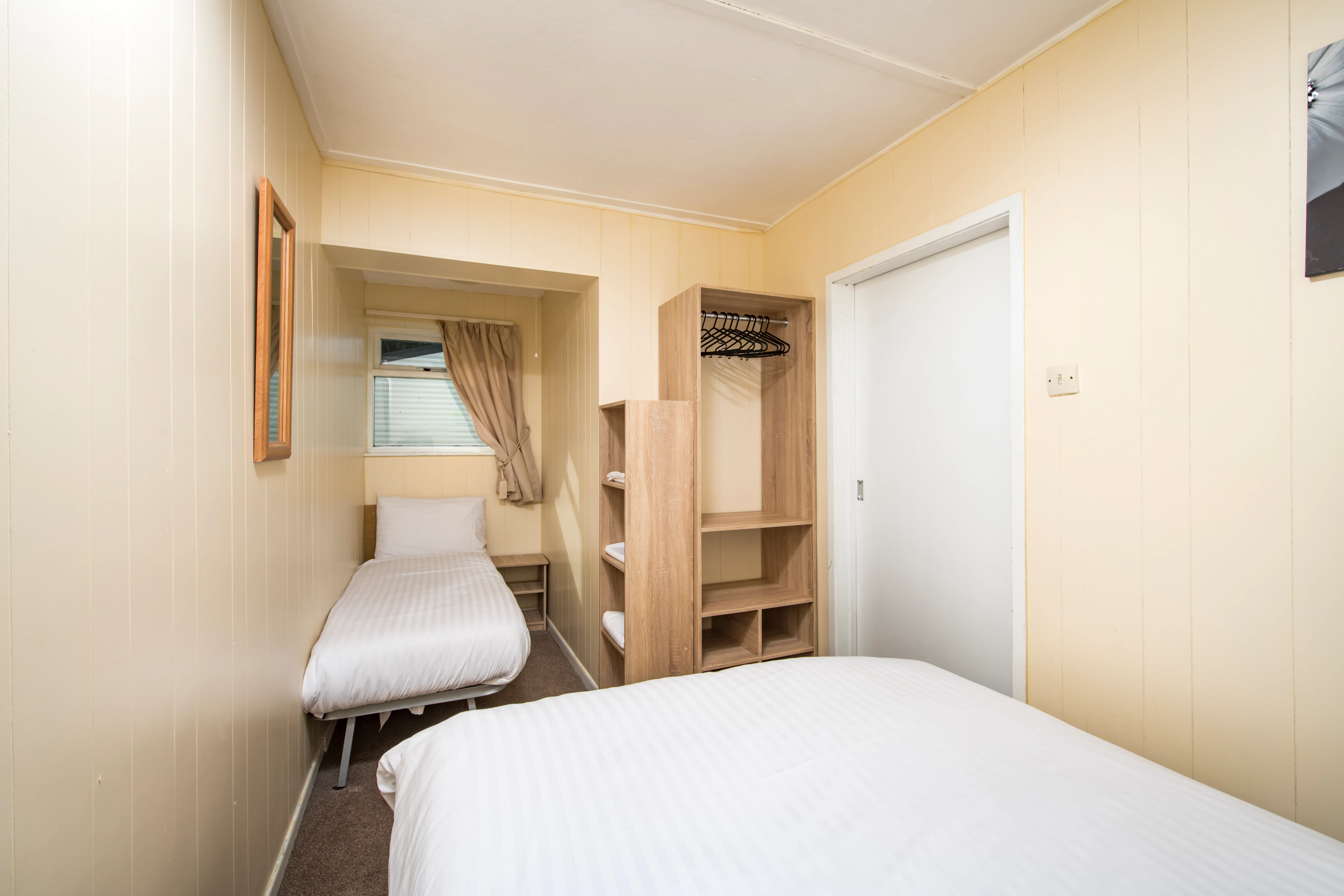 Bedrrom end ¦ 1 bed value chalet pet