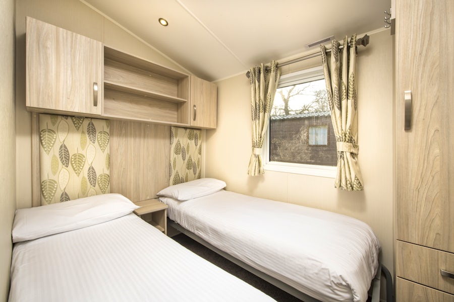 Twin room ¦ 3 bed silver caravan lodge
