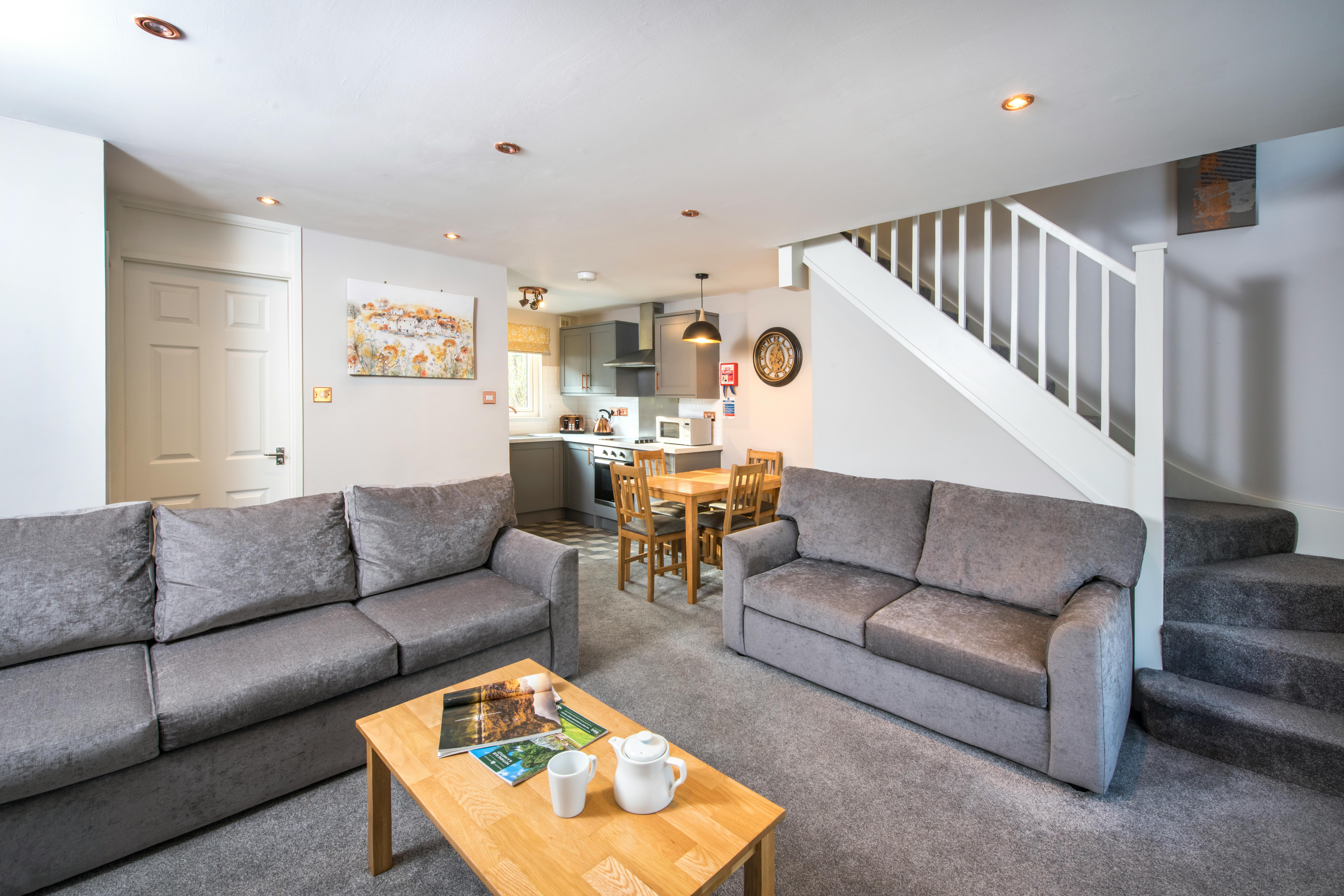 Kitchen &amp;amp; Dining | 3 Bed Gold Cottage