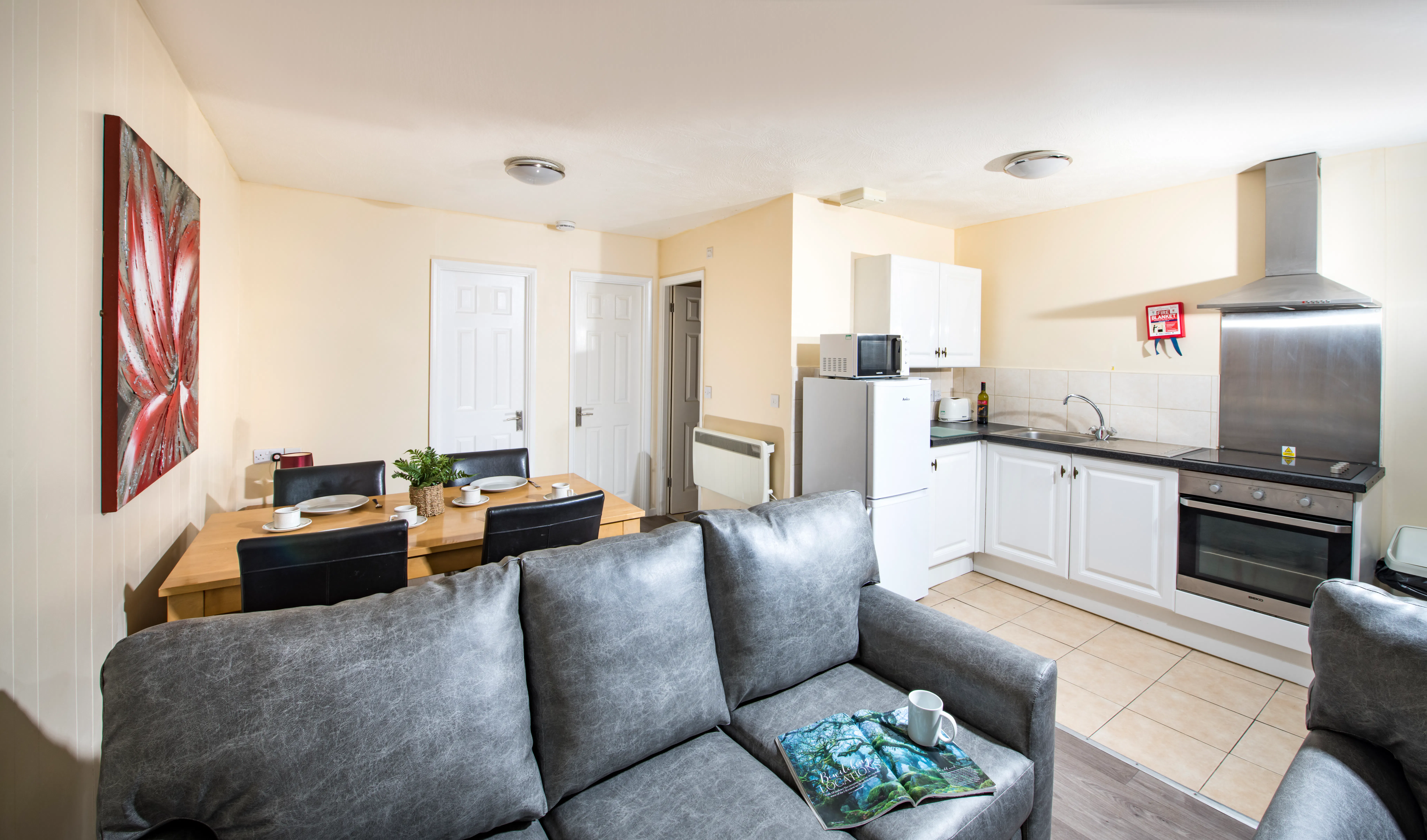 Lounge ¦ 2 bed silver chalet pet