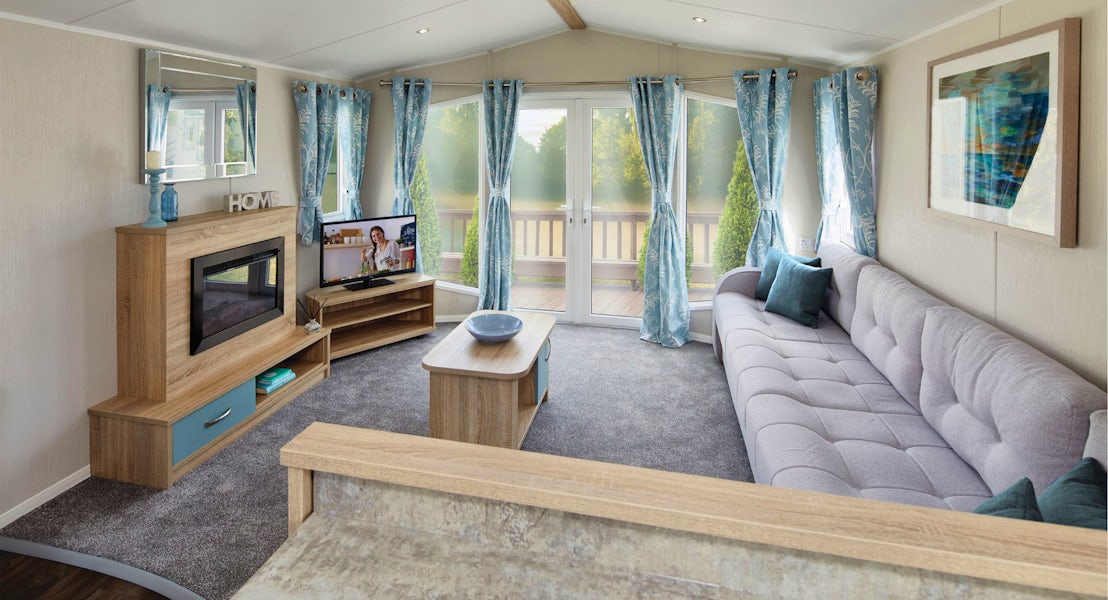 Lounge ¦ 3 Bedroom Platinum Caravan
