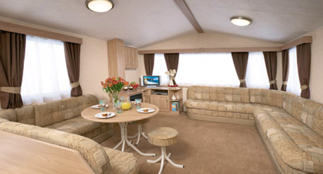 Lounge ¦ 3 Bedroom Bronze Plus Caravan