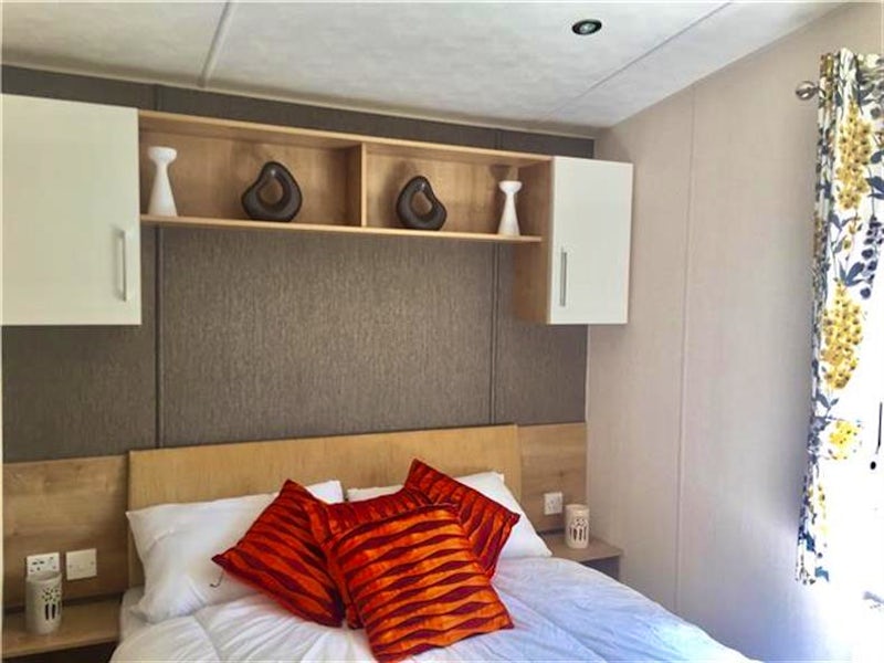 Double bedroom ¦ 2 Bed Silver Caravan Plus