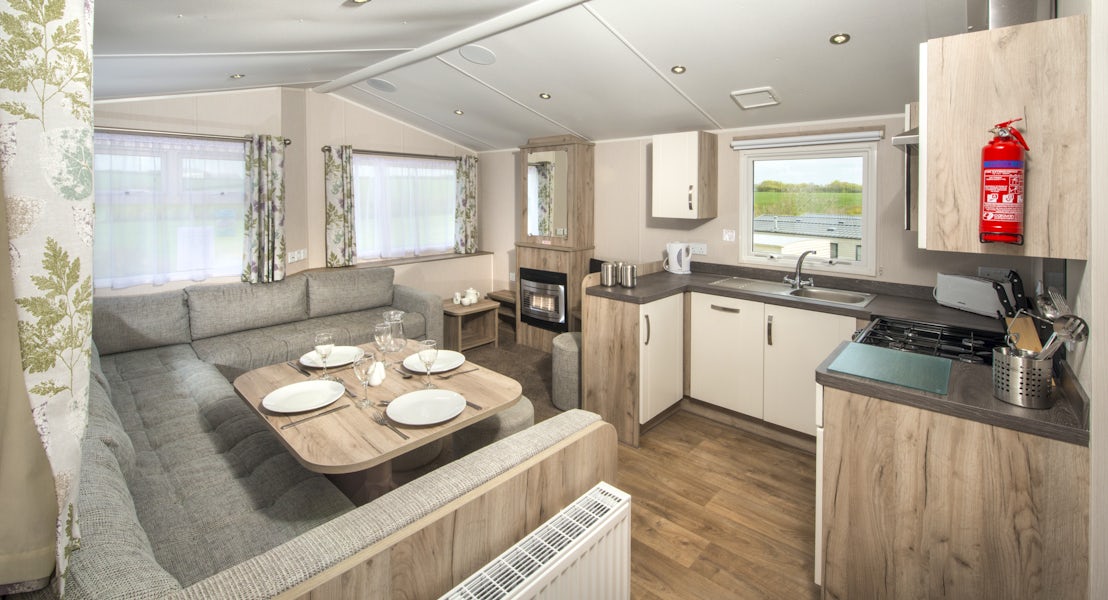 Kitchen | Lounge | Silver Caravan