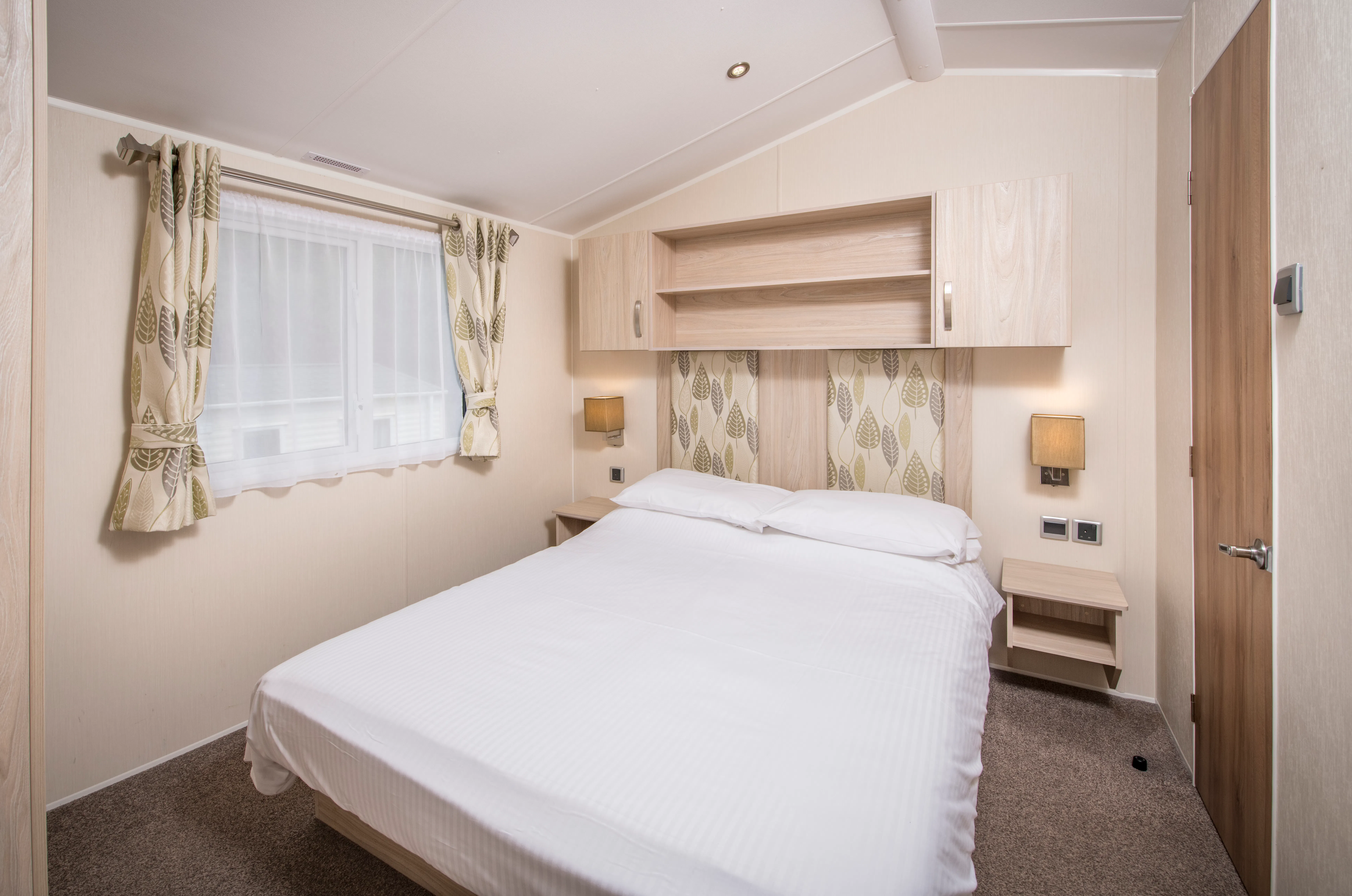 Master Bedroom ¦ 2 bed silver caravan pet