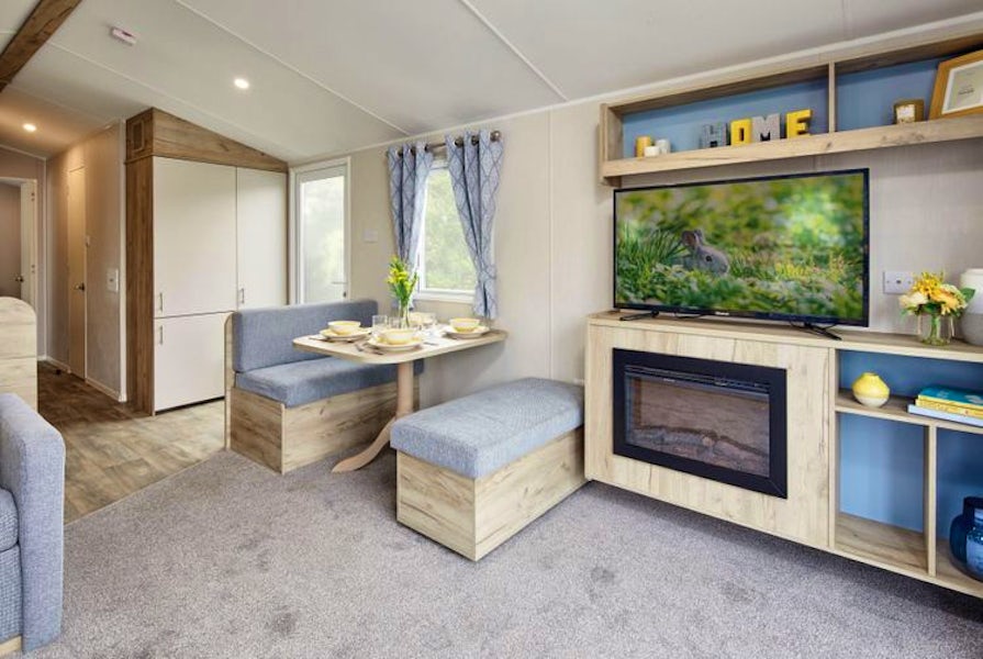 Lounge  ¦ 2 Bedroom Platinum Caravan