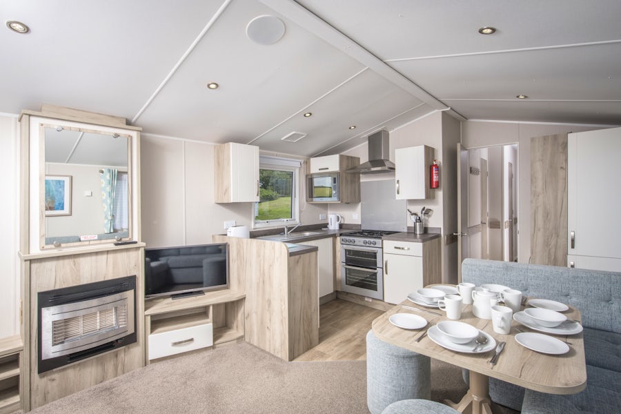 Lounge and Dining Area | 3 bed gold caravan
