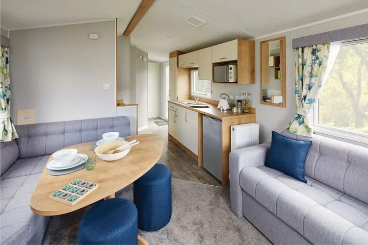 Kitchen ¦ 2 Bedroom Platinum Caravan 10'