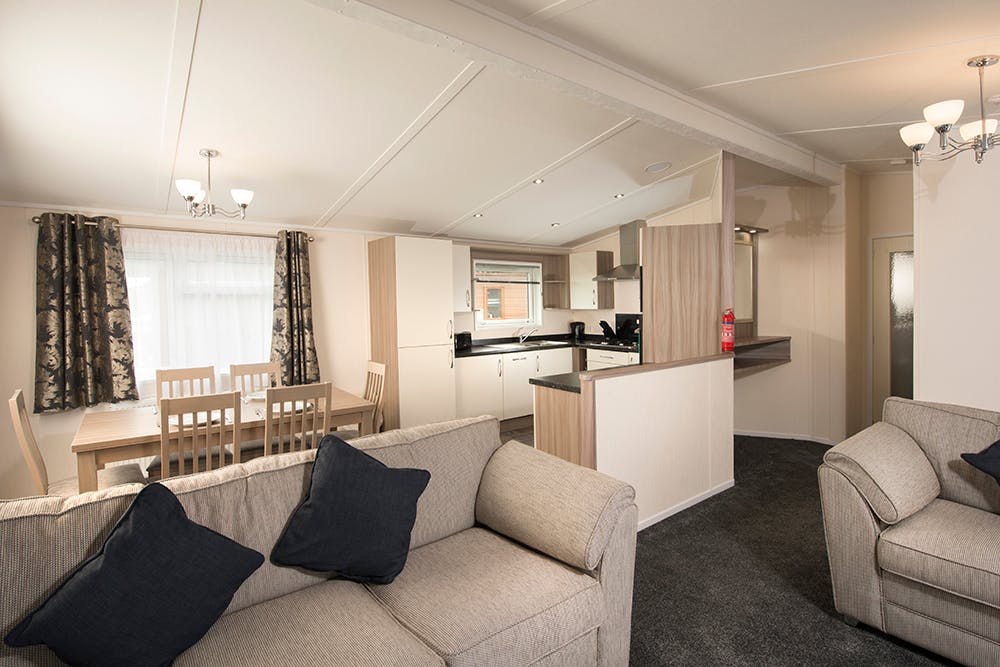 2 Bedroom Platinum Hot Tub Lodge Pet