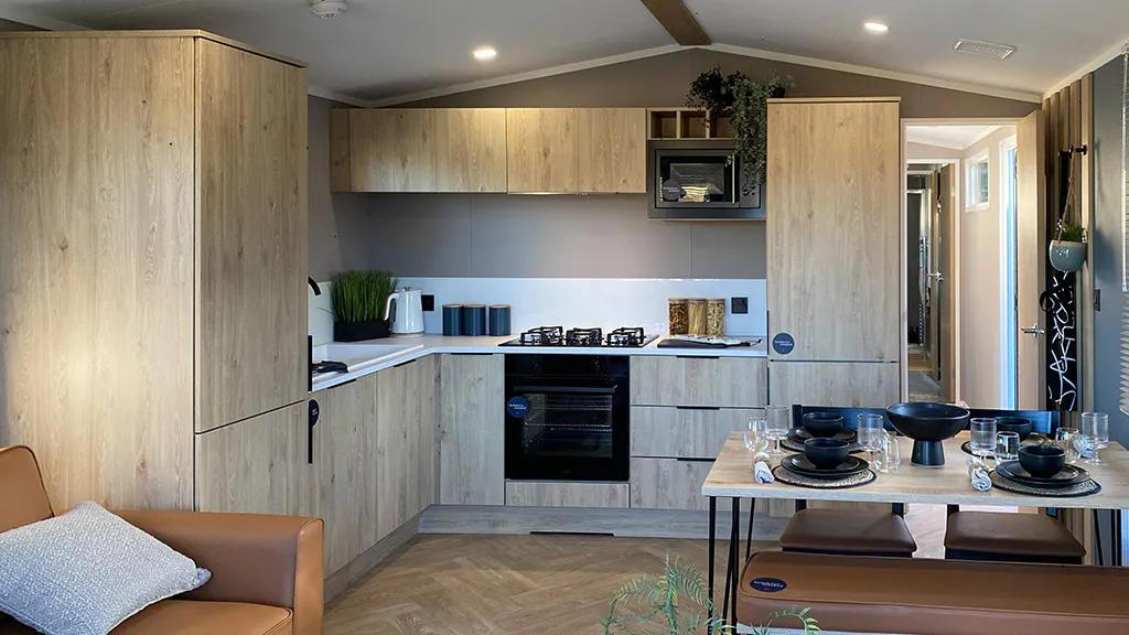 3 Bedroom Platinum Hot Tub Caravan Pet