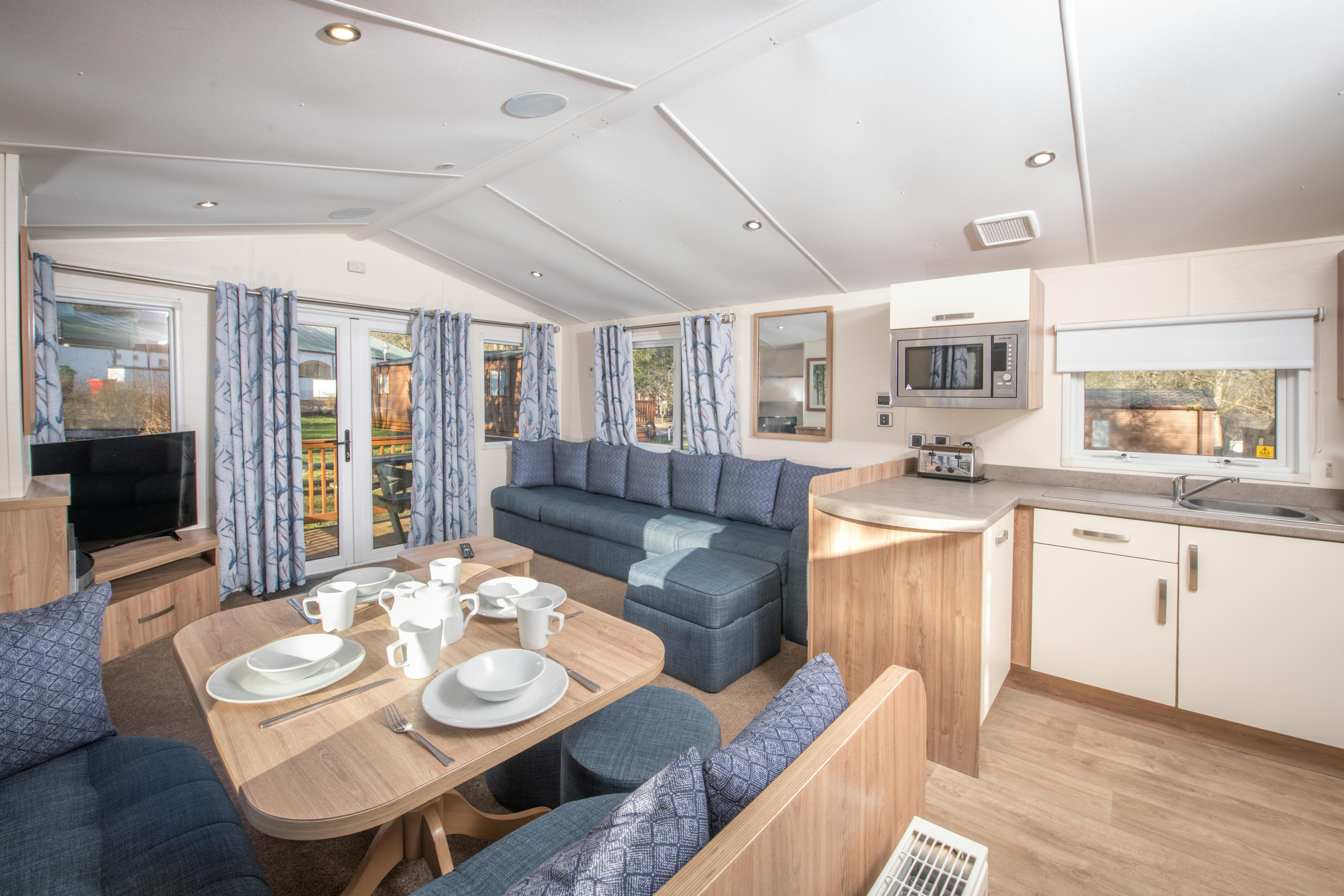 2 Bedroom Bronze Caravan Lodge Pet