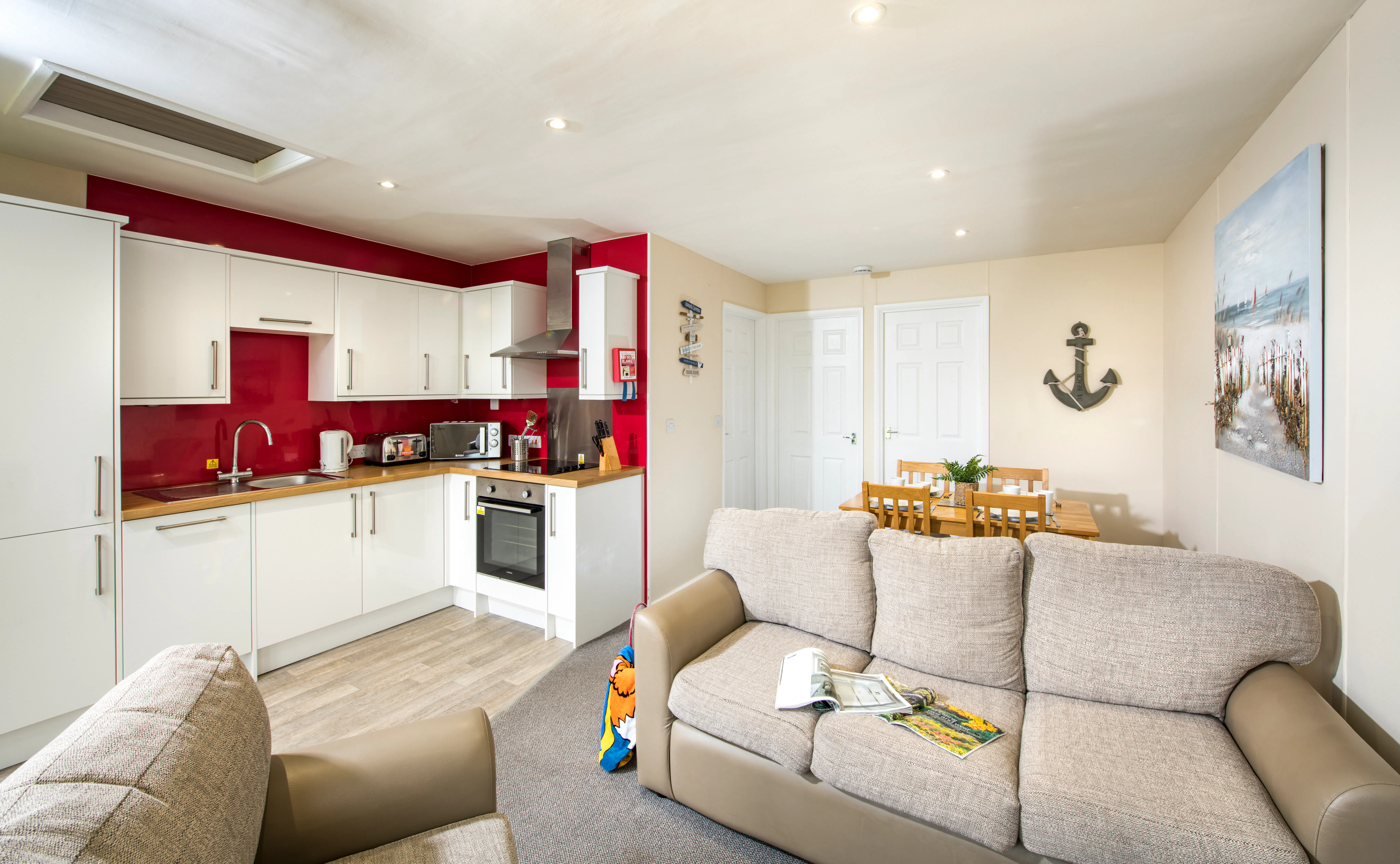 Living Area ¦ 2 Bedroom Gold Chalet Pet