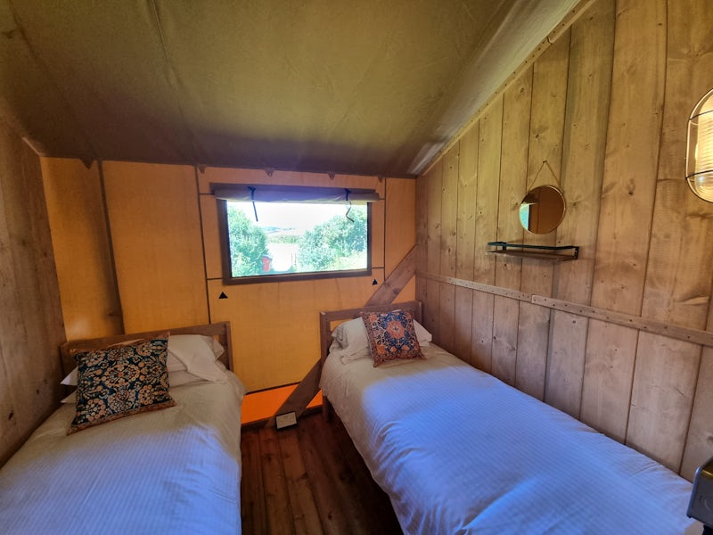Twin room ¦ Luxury Safari Tent