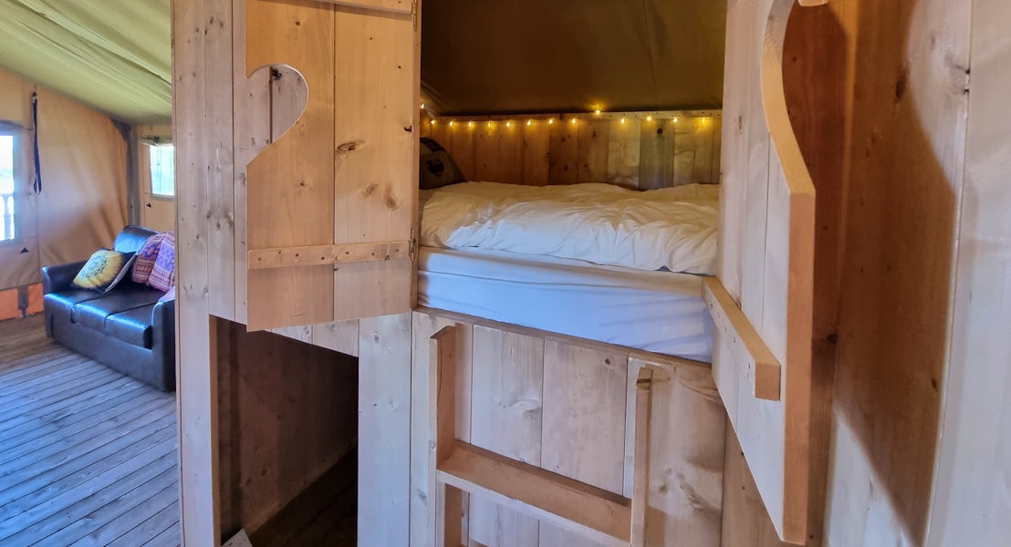 Cabin Bed ¦ Luxury Safari Tent