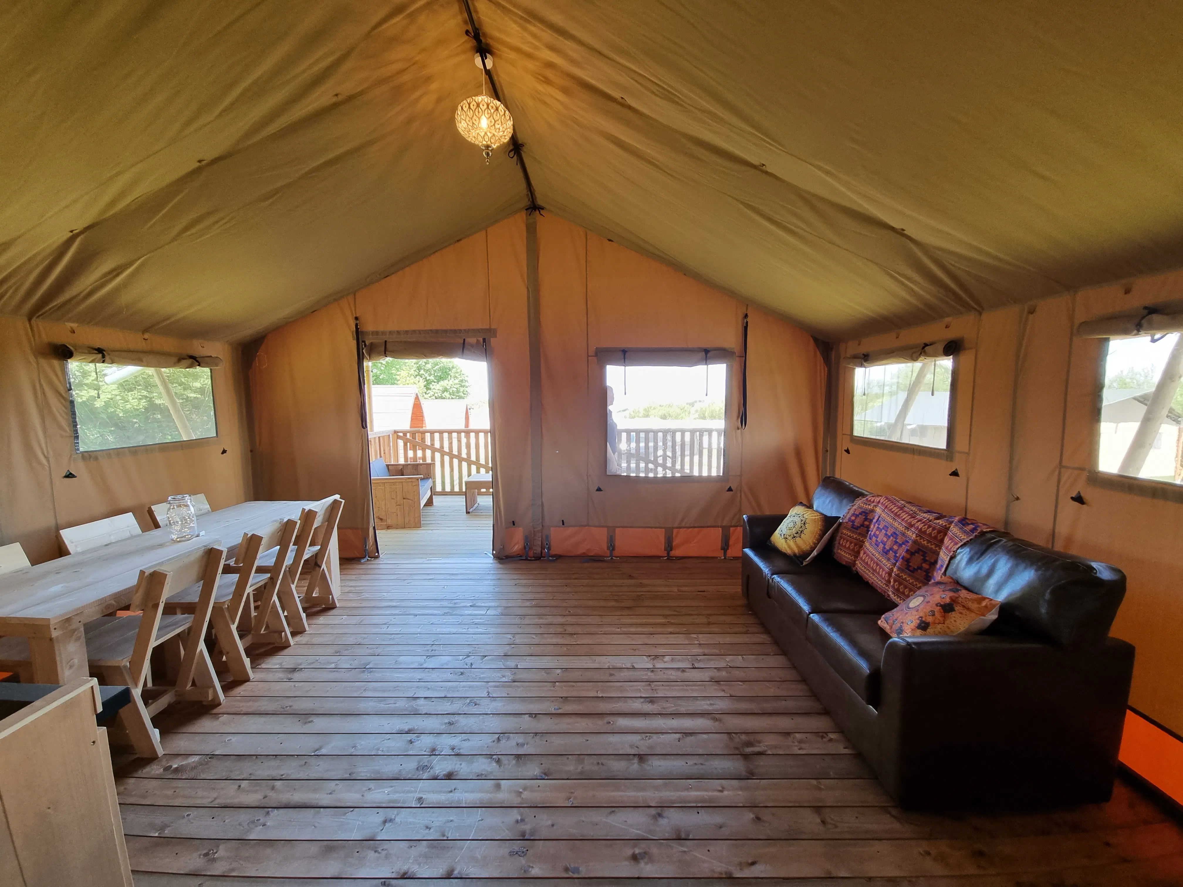 Lounge ¦ Luxury Safari Tent