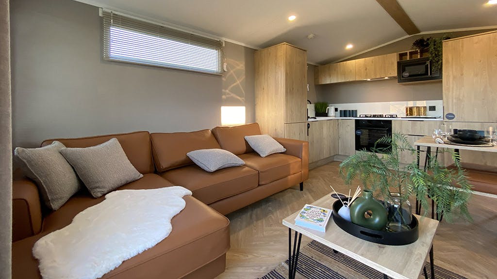 Interior ¦ Hot Tub Caravan