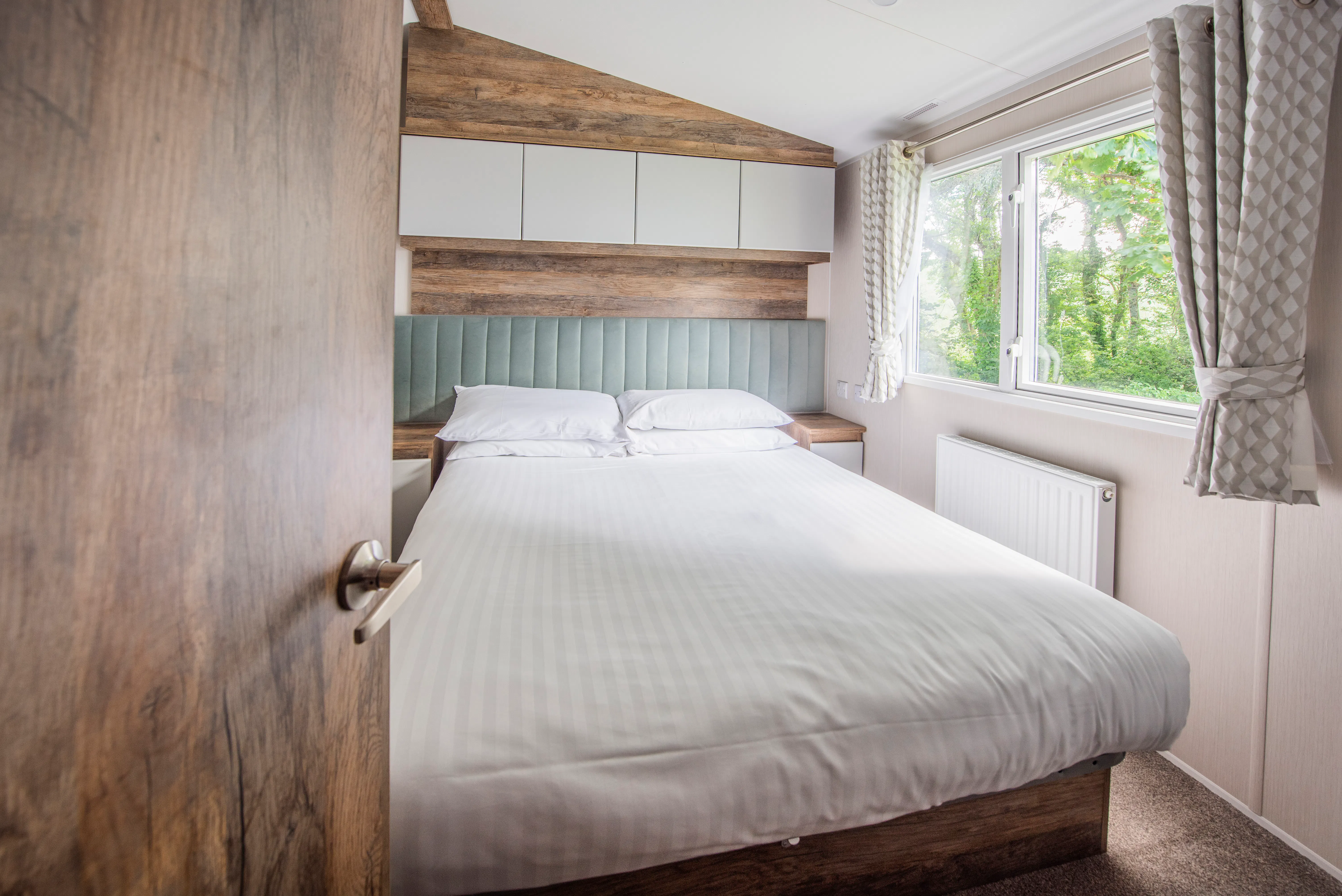 Master Bedroom ¦ Caravan with decking in Brean