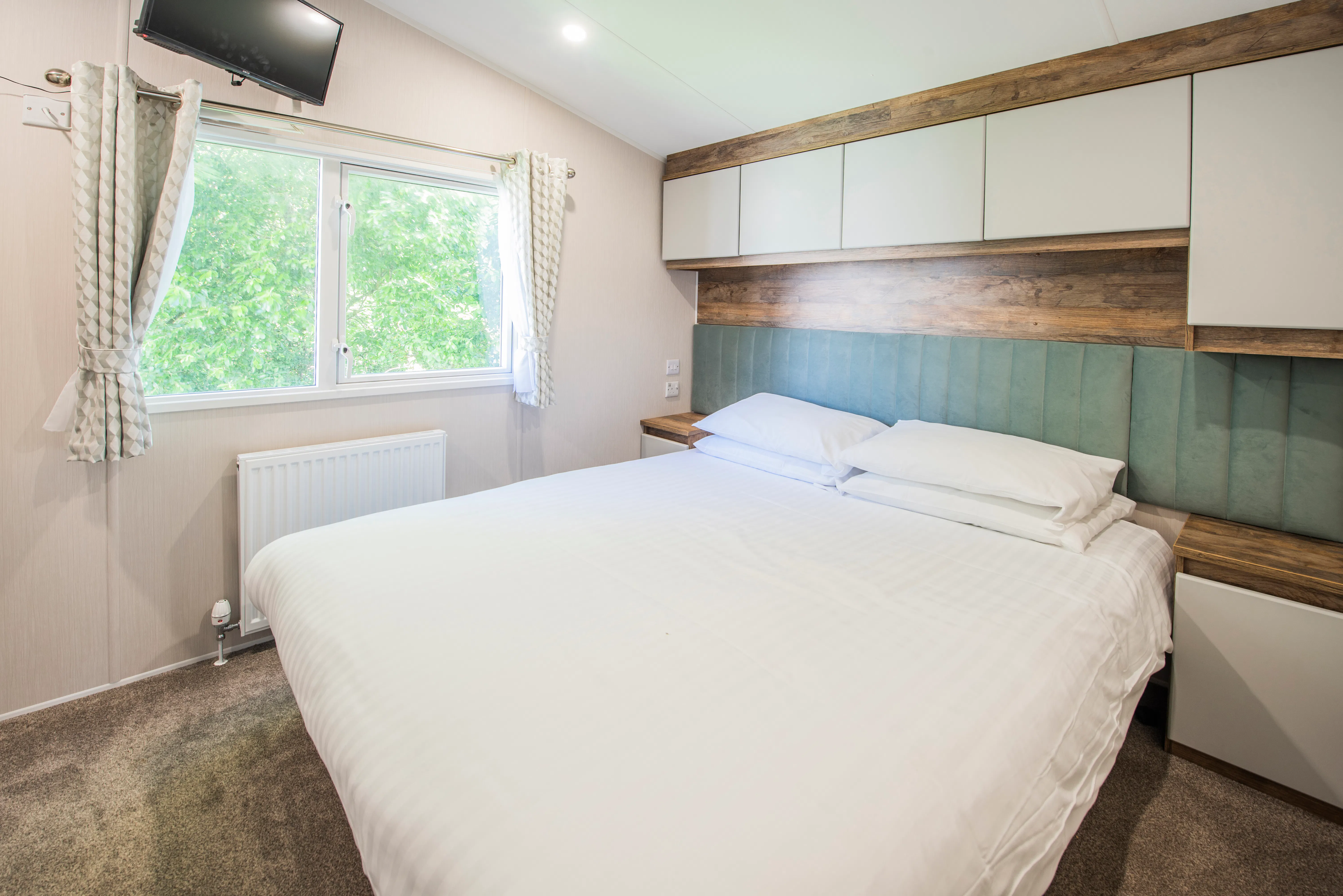 Bedroom ¦ 2 Bed Gold Caravan Pet Friendly