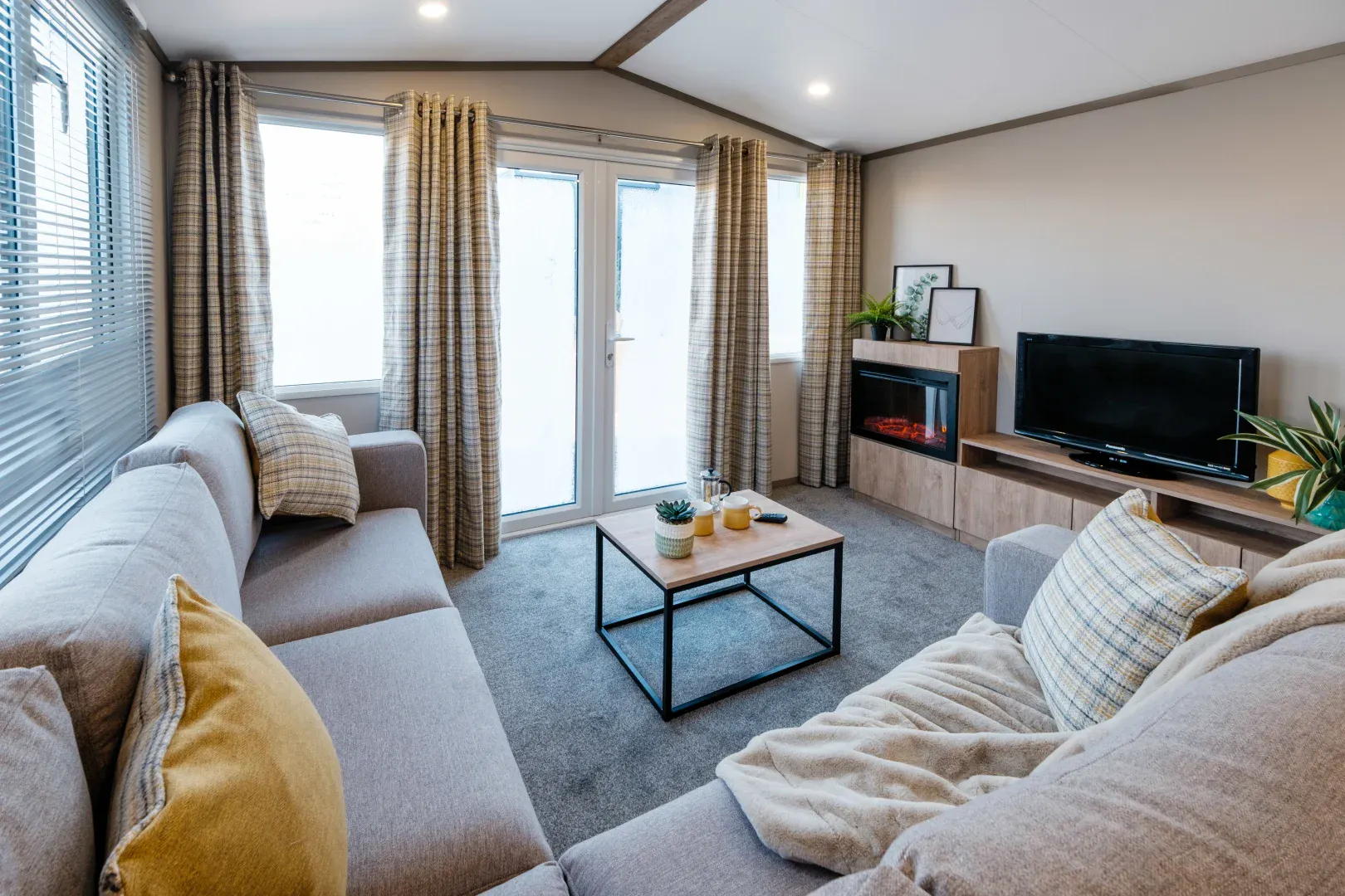 Pet Friendly Platinum Plus Caravan