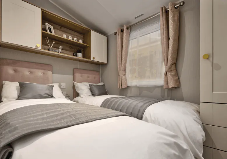 Alt twin bedroom ¦ Luxury Caravan in Somerset