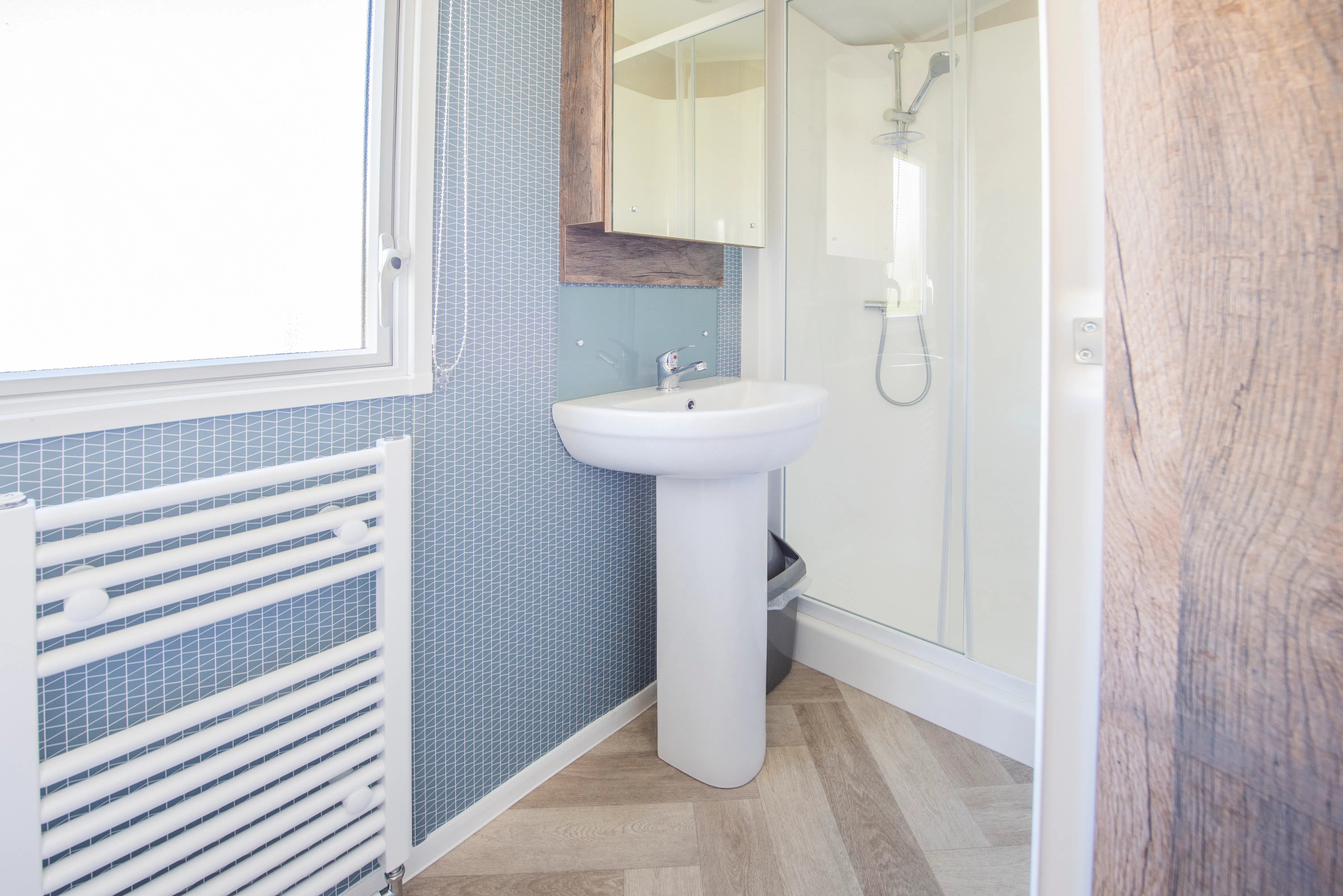 Bathroom ¦ 2 Bed Gold Caravan Pet Friendly